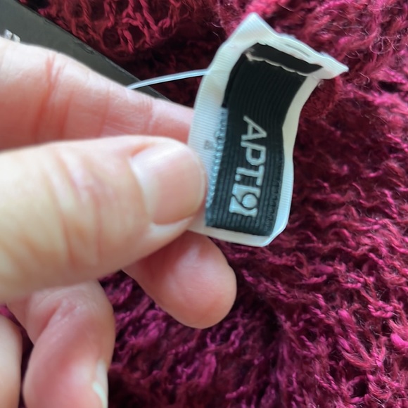 Apt 9 Cozy Scarf Comfy Infinity Acrylic Winter Cranberry Vampsterdam - Picture 5 of 8